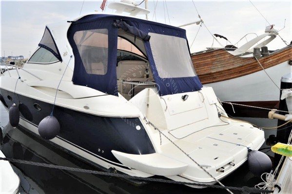 2005 CRUISERS YACHTS 400