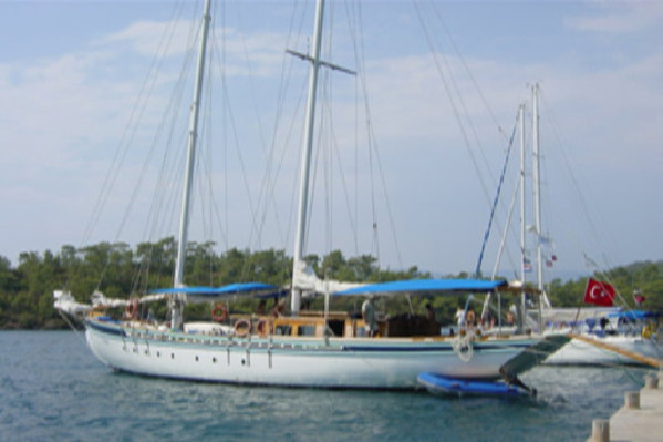 1997  CUSTOM KETCH  22M