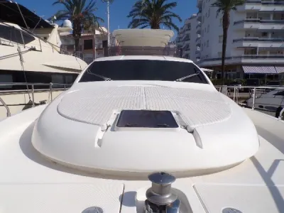 2009 FERRETTI YACHTS 630
