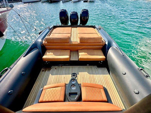 2018 RIBCO VENOM 44 