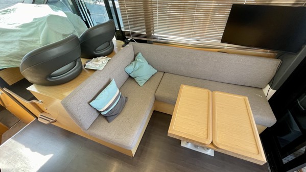 2018 BAVARIA R40