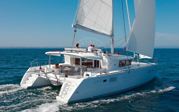 2016 LAGOON 450 F (HARD TOP)