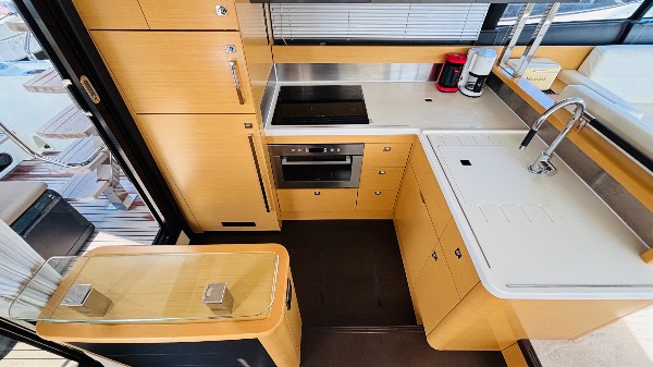 2013 PRESTIGE 500 FLY