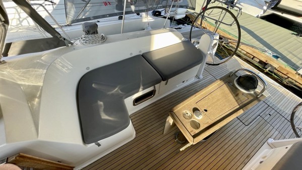 2014 BAVARIA 46 CRUISER
