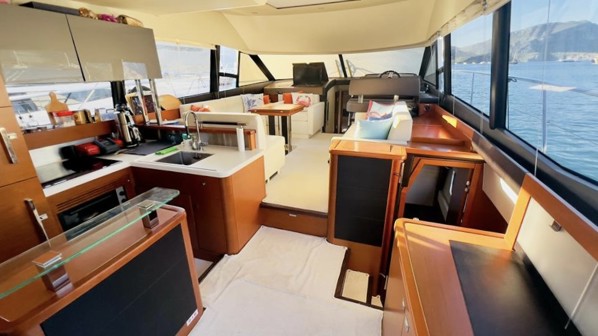 2014 PRESTIGE 500 FLY
