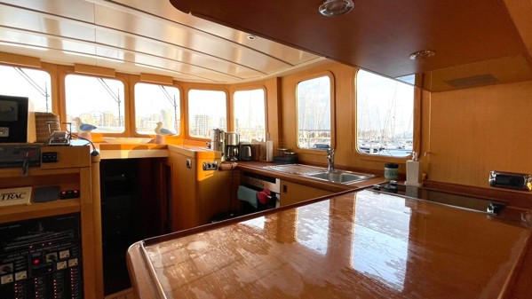 2009 TAKA YACHTS LOBSTER 18M