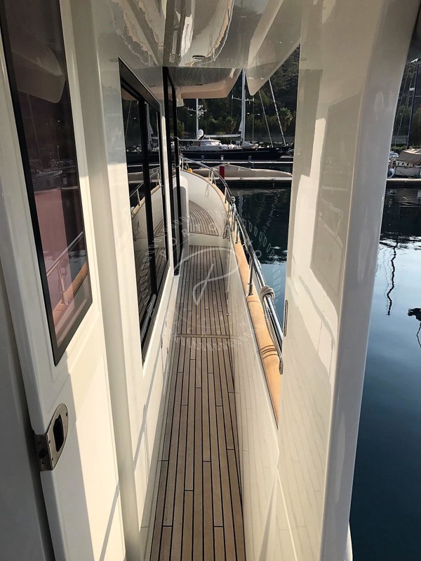 2014 BENETEAU SWIFT TRAWLER 50