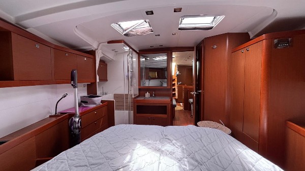 2014 BENETEAU OCEANIS 48