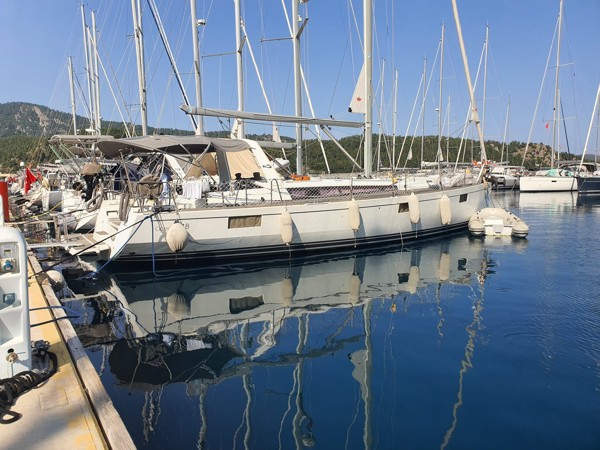 2012 BENETEAU OCEANIS 48