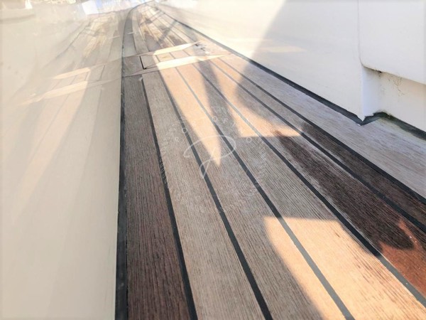 2011 VIKING MARIN 405 FLY