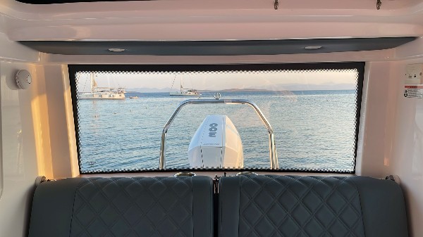 20 AXOPAR 28 CABIN
