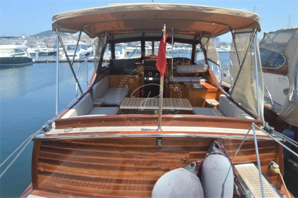 2011 CLASSIC CRUISER 37