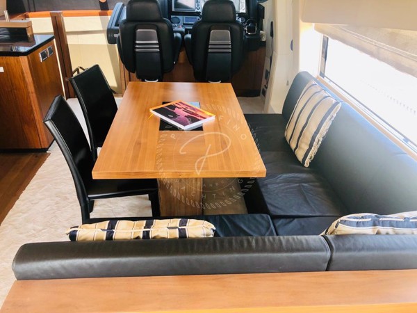 2011 SUNSEEKER MANHATTAN 63