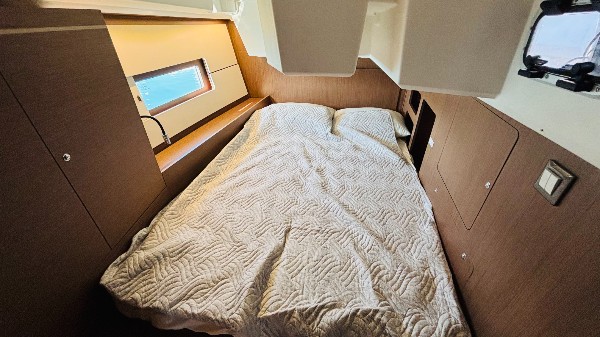 2022 BENETEAU OCEANIS 46.1