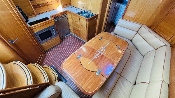 2009 BAVARIA 42 SPORT HT