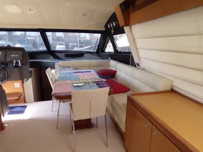2009 FERRETTI YACHTS 630