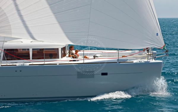 2016 LAGOON 450 F (HARD TOP)