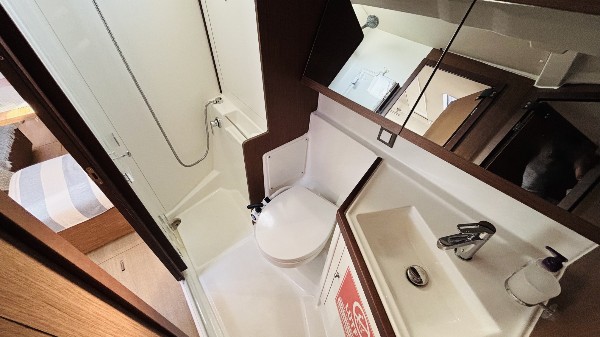 2022 BENETEAU OCEANIS 46.1