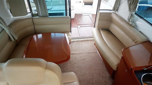 2009 BENETEAU ANTARES 12