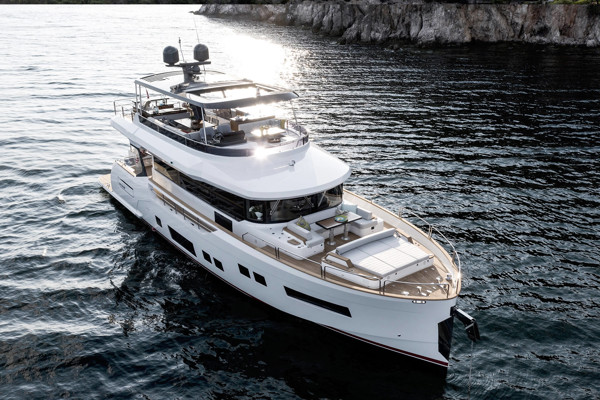 2025 SIRENA 68 