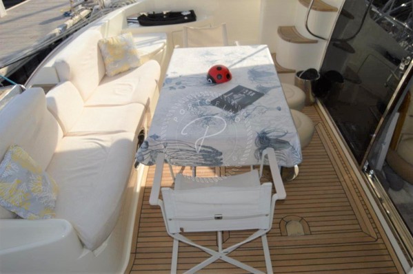2010 AZIMUT 55 FLY