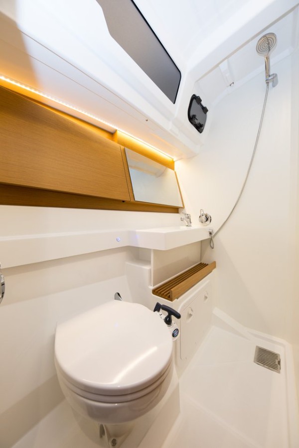 2021 SAILING YACHT 14.42 M