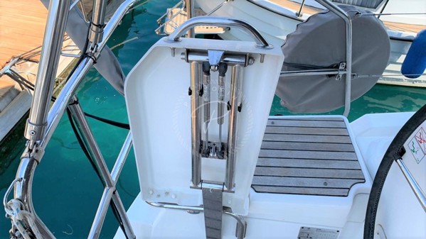 2018 JEANNEAU 51