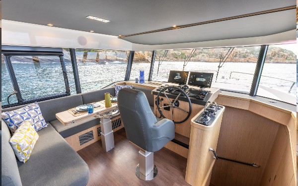 2026 BENETEAU SWIFT TRAWLER 54