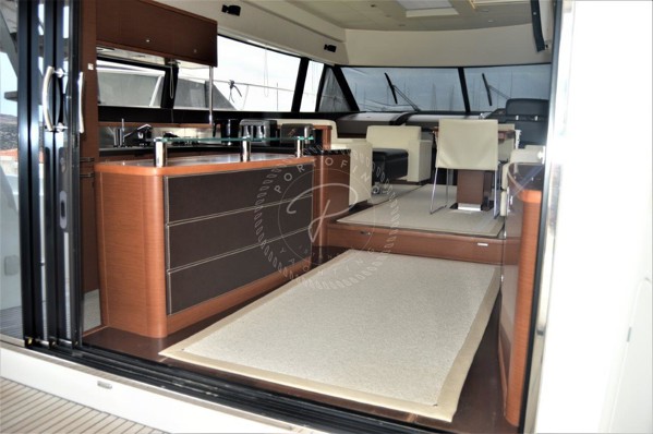 2010 PRESTIGE 60 FLY