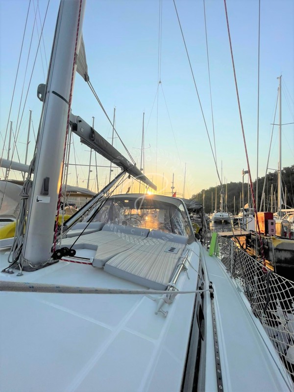 2017 BENETEAU OCEANIS 41.1