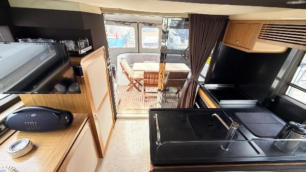 2015 AZIMUT MAGELLANO 43