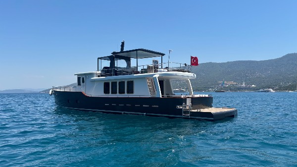2014 CUSTOM TRAWLER STEEL 21M