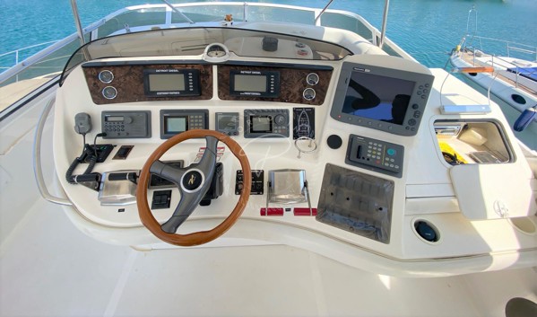 1998 SEA RAY 480 EXPRESS BRIDGE
