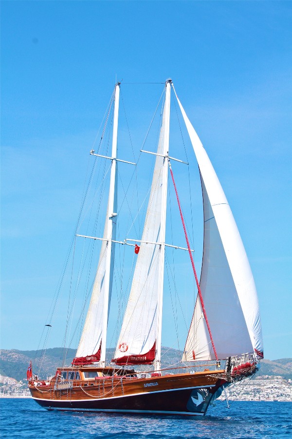 2002 LUXURY GULET 24 M