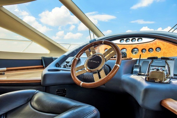 2005 AZIMUT 62