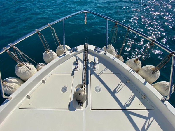 2010 FERRETTI 560