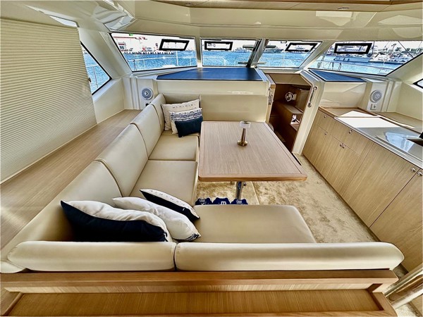 2021 AQUILA 44