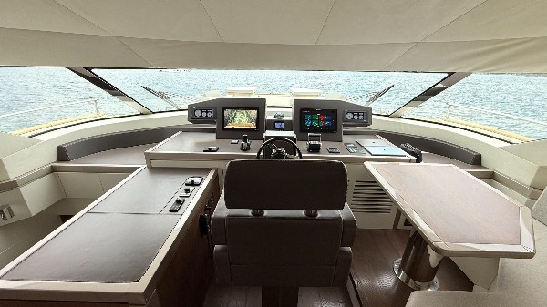 2020 MONTE CARLO YACHTS MCY 80