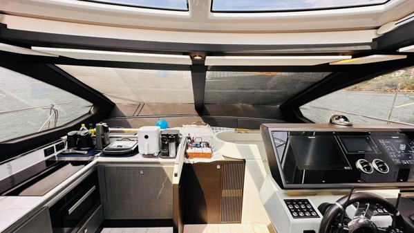 2019 AZIMUT S7