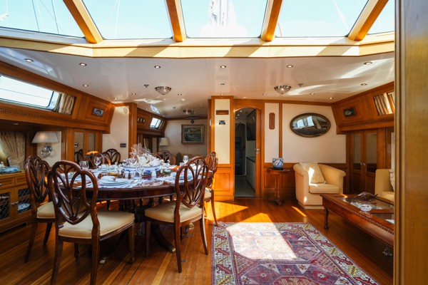 2001/2022 ROYAL DENSHIP 110 SLOOP 