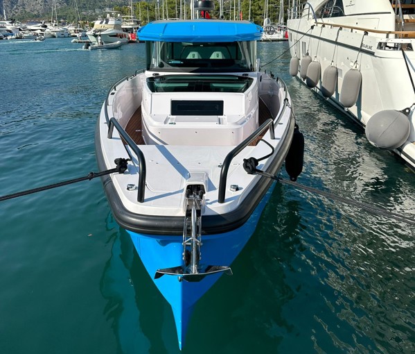 2021 AXOPAR 37 XC CROSS CABIN BRABUS LINE