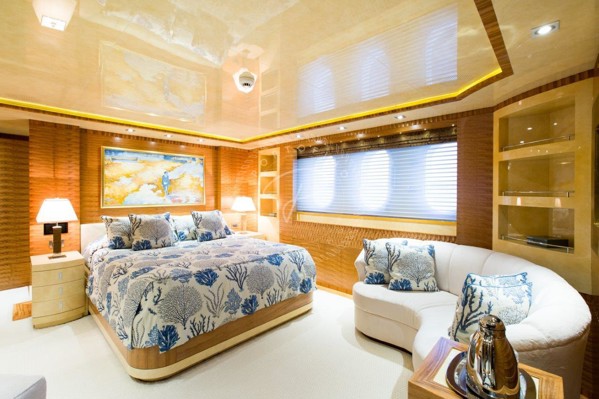 2007/2015 GOLDEN YACHTS CUSTOM 52M