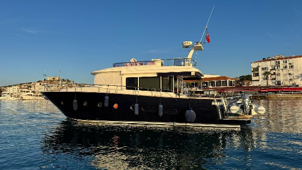 2011 APREAMARE MAESTRO 51 FLY