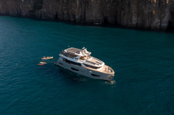 2023 MOTOR YACHT 26 M 