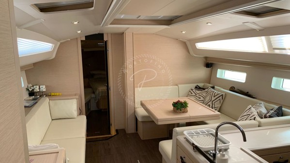 2018 JEANNEAU 51