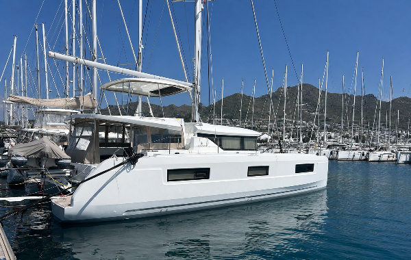 2022 LAGOON 46 OWNER'S VERSION