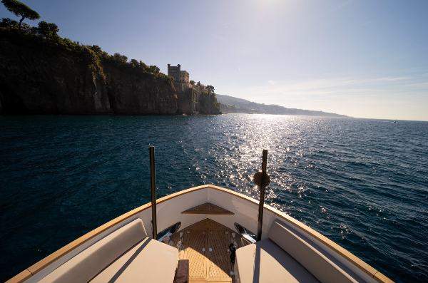 2023 MOTOR YACHT 26 M 