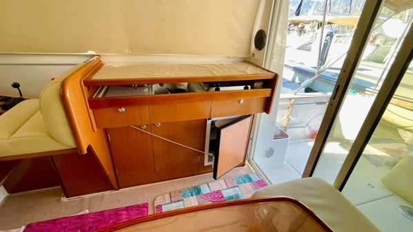 2008 BENETEAU ANTARES 9