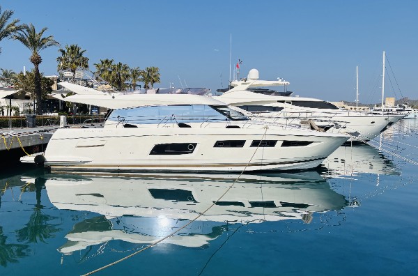 2013 PRESTIGE 500 FLY