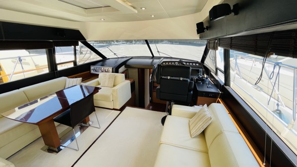 2011 PRESTIGE 60 FLY